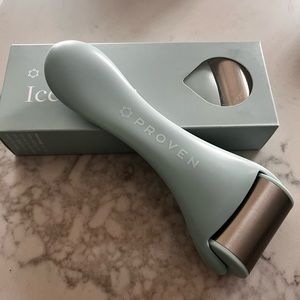 New Proven Ice Roller